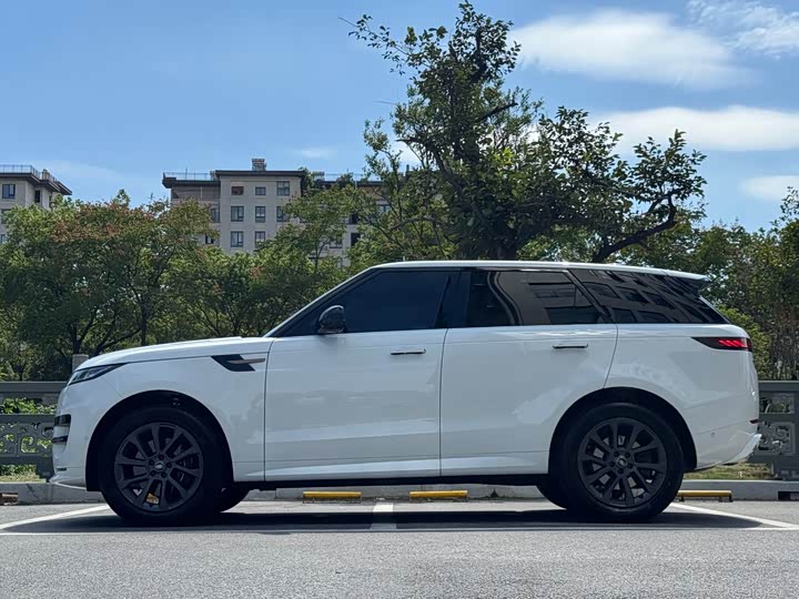 Land Rover Range Rover Sport 2024 2024款 400PS Dynamic SE