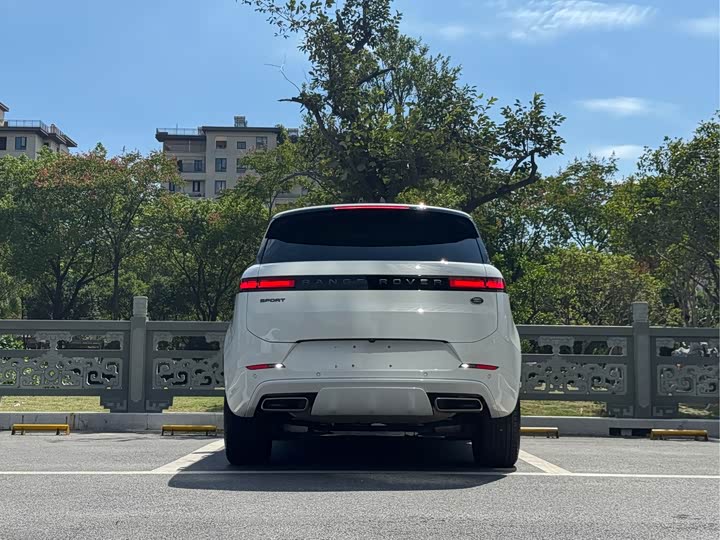 Land Rover Range Rover Sport 2024 2024款 400PS Dynamic SE
