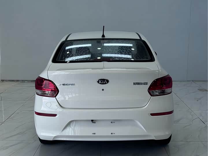 Kia Pegas 2020 2020款 改款 1.4L 自动舒适天窗版