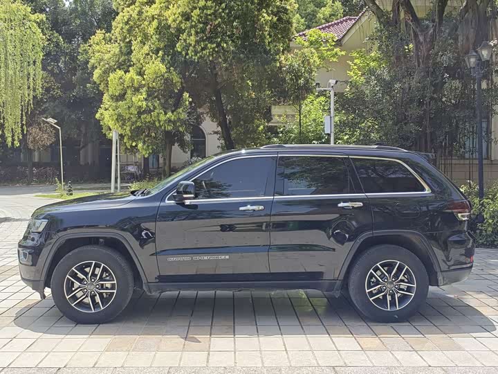 Jeep Grand Cherokee 2020 2020款 3.0L 专业导航版