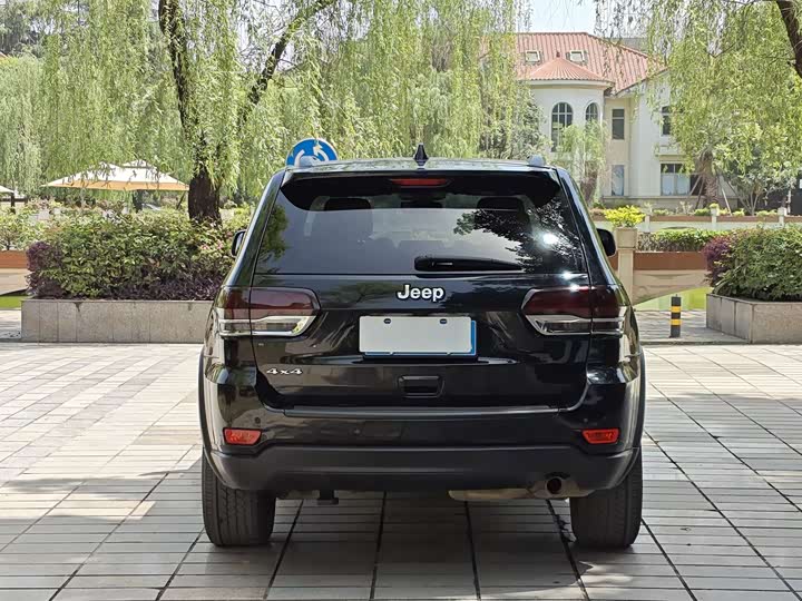 Jeep Grand Cherokee 2020 2020款 3.0L 专业导航版