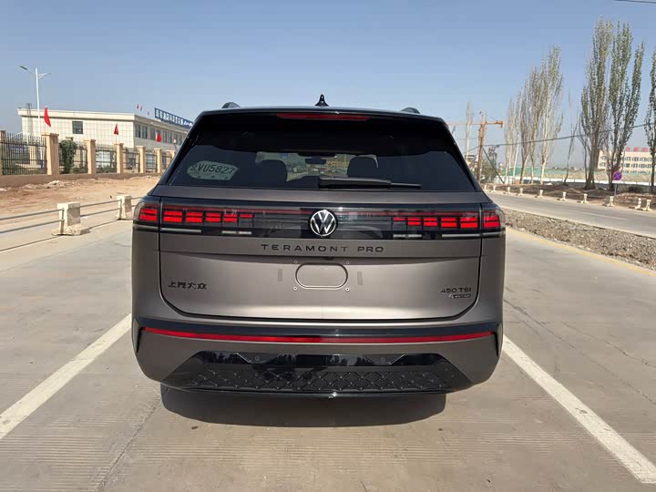 Volkswagen Teramont Pro 2025 2025款 途昂 Pro 450TSI 四驱登峰版