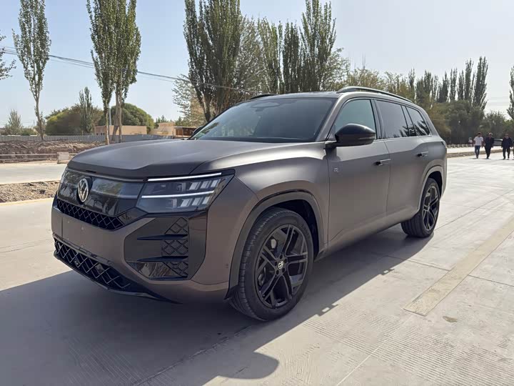 Volkswagen Teramont Pro 2025 2025款 途昂 Pro 450TSI 四驱登峰版