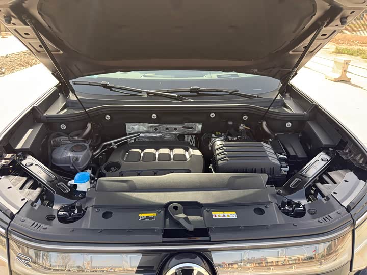 Volkswagen Teramont Pro 2025 2025款 途昂 Pro 450TSI 四驱登峰版