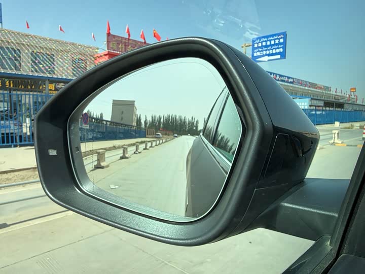 Volkswagen Teramont Pro 2025 2025款 途昂 Pro 450TSI 四驱登峰版