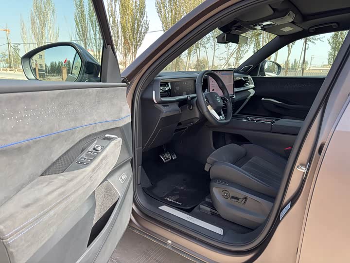 Volkswagen Teramont Pro 2025 2025款 途昂 Pro 450TSI 四驱登峰版