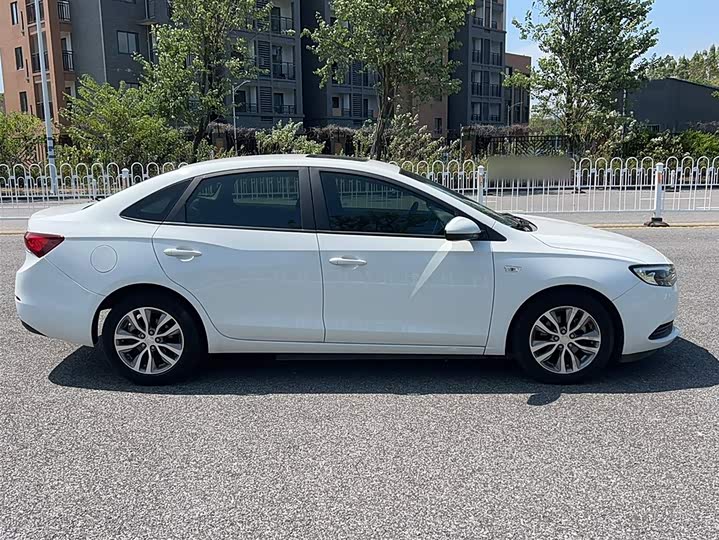 Buick Excelle GT 2021 2021款 1.3T 自动轻混动精英型