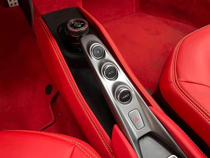 Ferrari F8 2020 2020款 Spider 3.9T V8