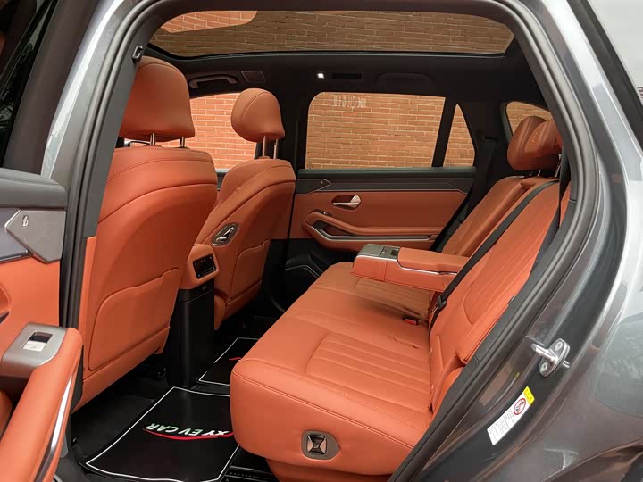 BYD Tang L 2025 2025款 EV 600KM四驱激光雷达旗舰型