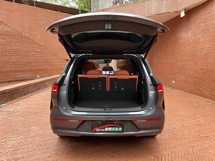 BYD Tang L 2025 2025款 EV 600KM四驱激光雷达旗舰型