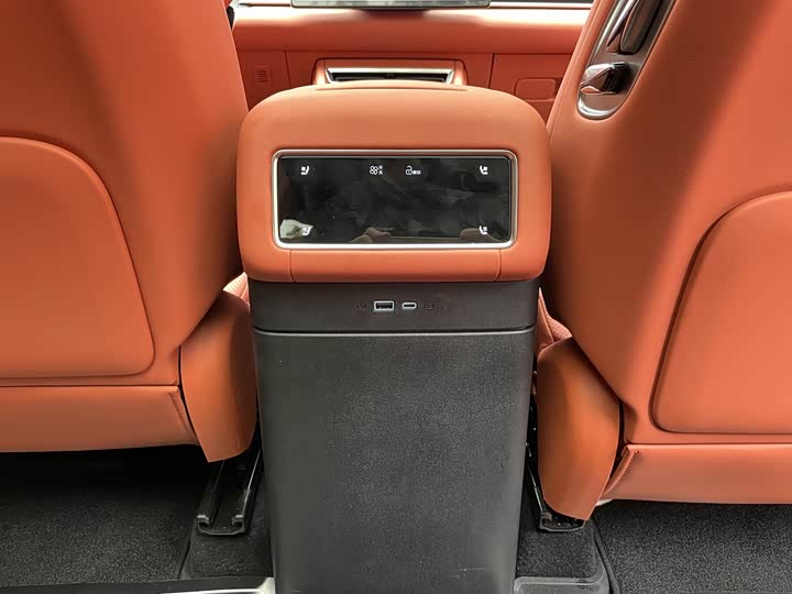 BYD Tang L 2025 2025款 EV 600KM四驱激光雷达旗舰型