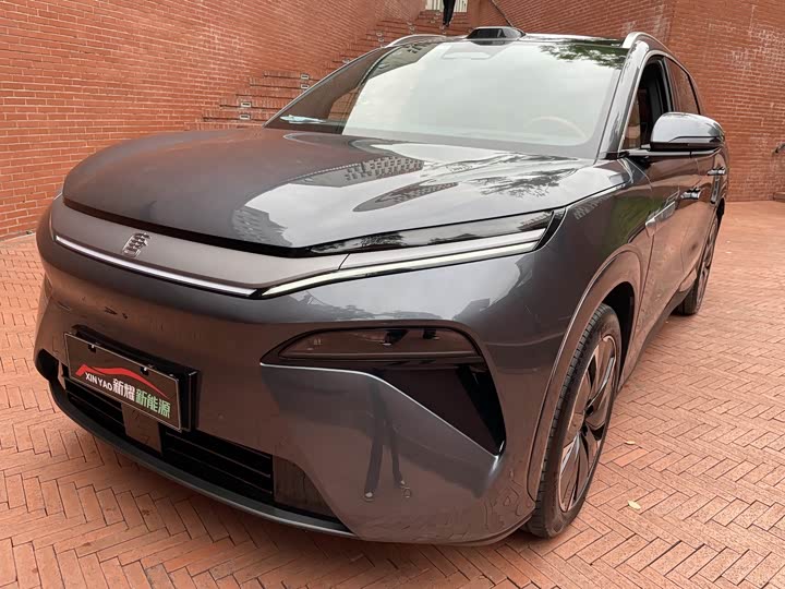 BYD Tang L 2025 2025款 EV 600KM四驱激光雷达旗舰型