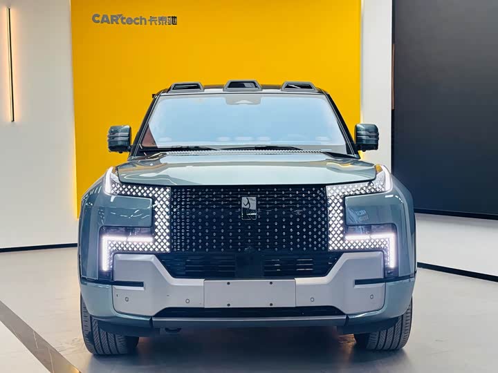 BYD Yangwang U8 2023 2023款 豪华版