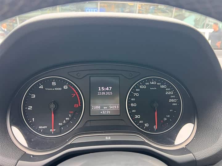 Audi Q2L 2024 2024款 改款 35TFSI 时尚动感型