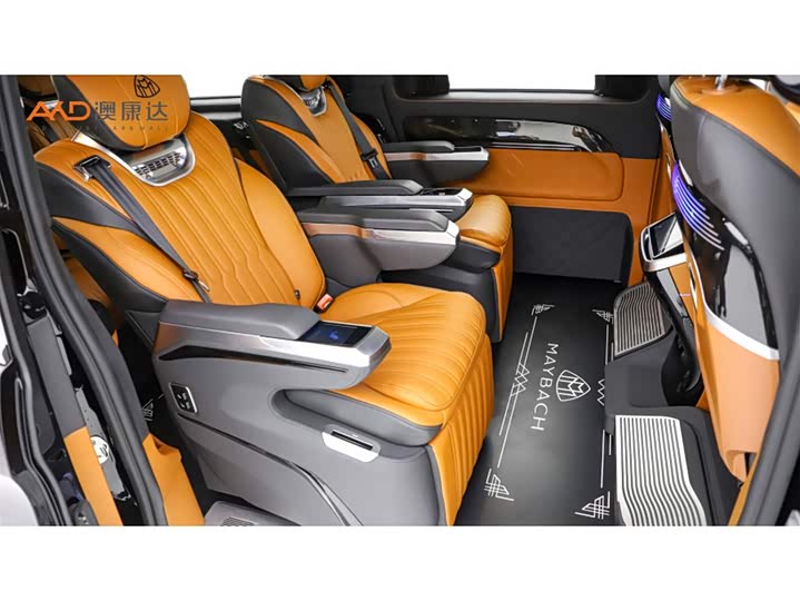 Mercedes-Benz Vito 2024 2024款 2.0T 精英版 7座