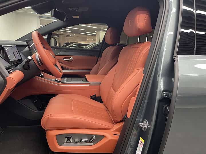 BYD Tang L 2025 2025款 DM 175KM无人机玩家版