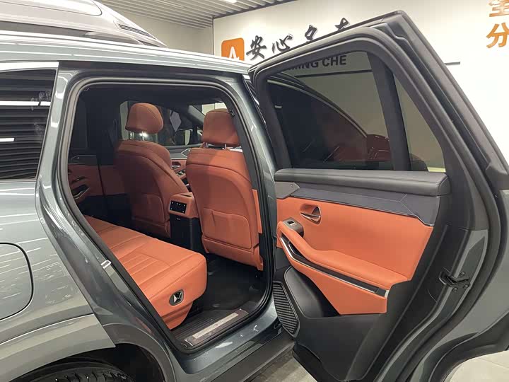 BYD Tang L 2025 2025款 DM 175KM无人机玩家版