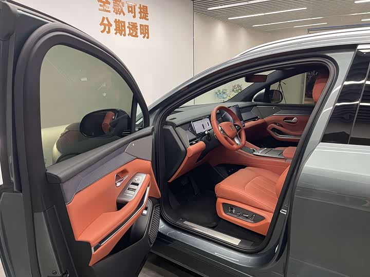 BYD Tang L 2025 2025款 DM 175KM无人机玩家版