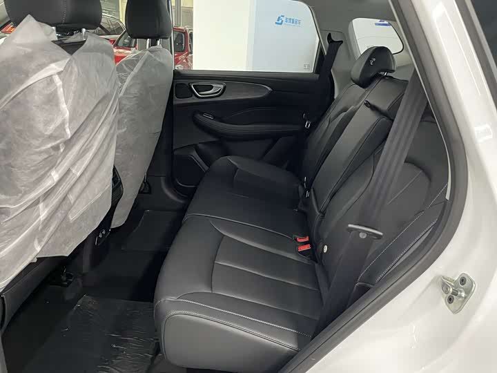 Roewe RX5 2025 2025款 PLUS 330TGI 自动领潮智惠版