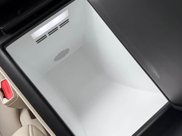 Luxeed R7 2025 2025款 增程 251km Max