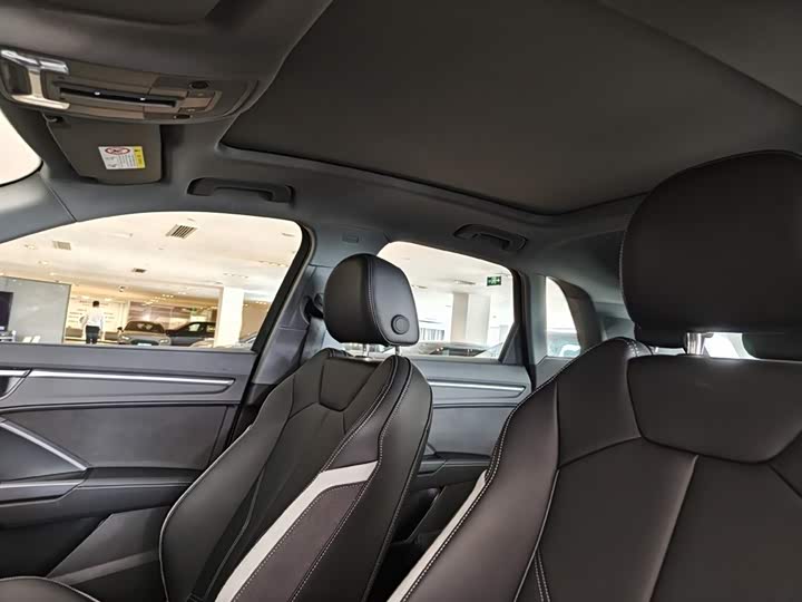 Audi Q3 2024 2024款 35 TFSI 时尚动感型