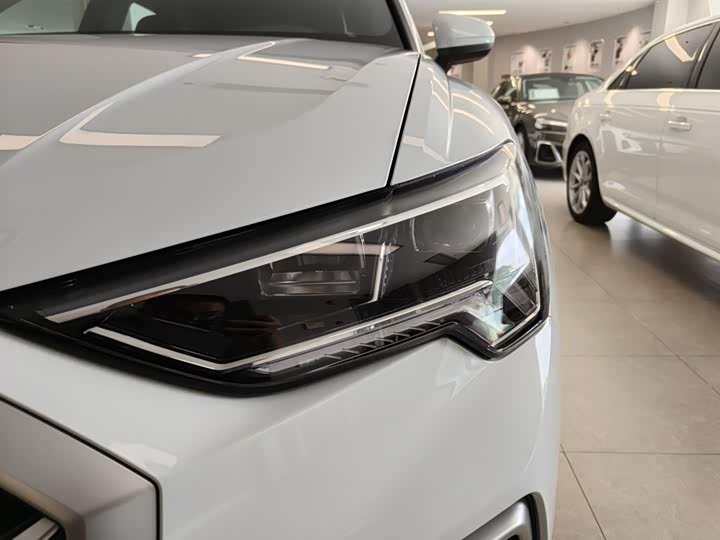 Audi Q3 2024 2024款 35 TFSI 时尚动感型