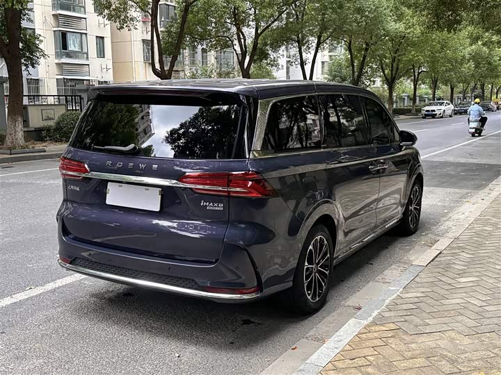 Roewe iMax 8 2022 2022款 400TGI 旗舰版