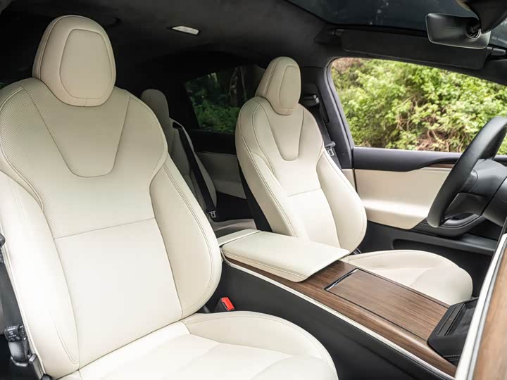 Tesla Model X 2023 2023款 双电机全轮驱动版