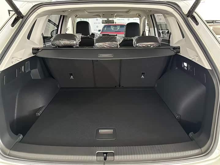 Volkswagen Tayron 2025 2025款 众享款 330TSI