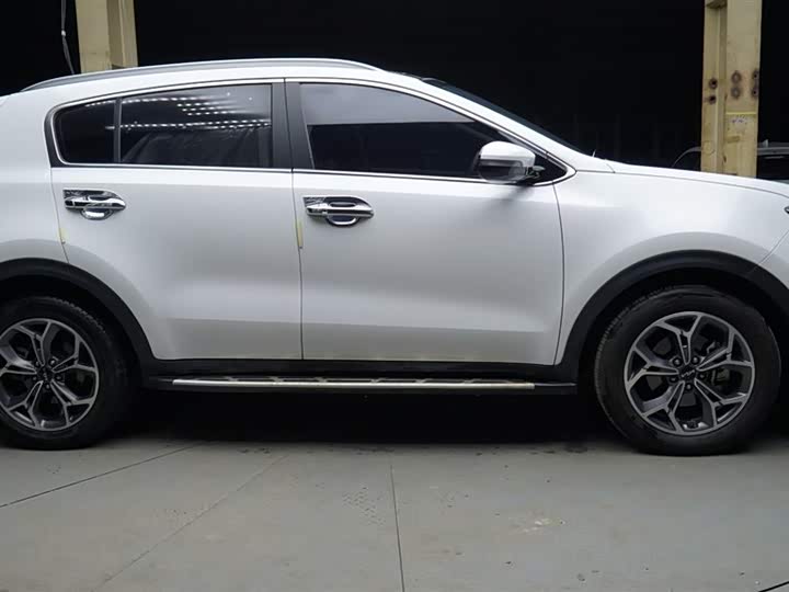 Kia KX5 2019 2019款 1.6T 自动两驱豪华版