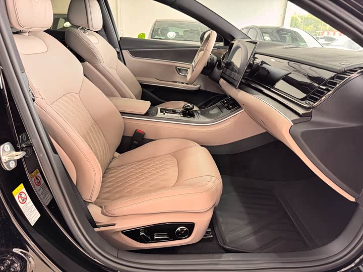 BYD Han 2025 2025款 DM-i 智驾版 125KM激光雷达旗舰型