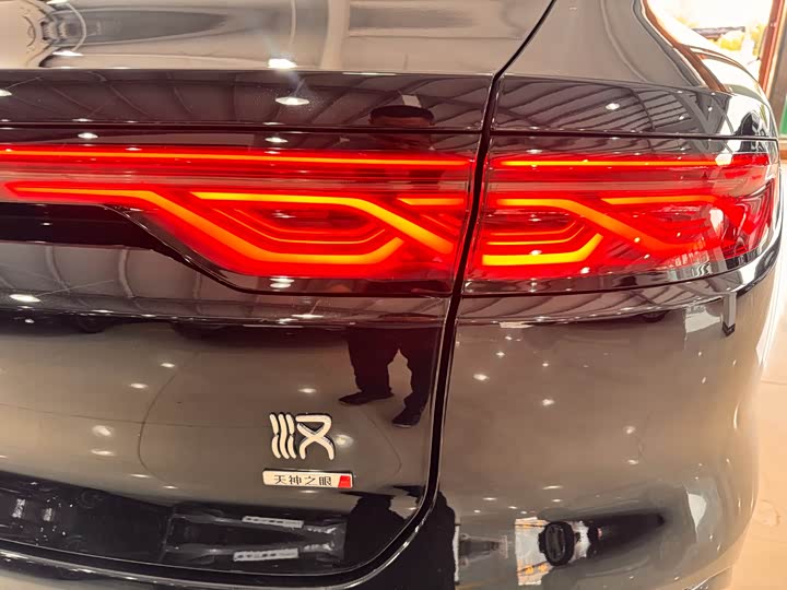 BYD Han 2025 2025款 DM-i 智驾版 125KM激光雷达旗舰型