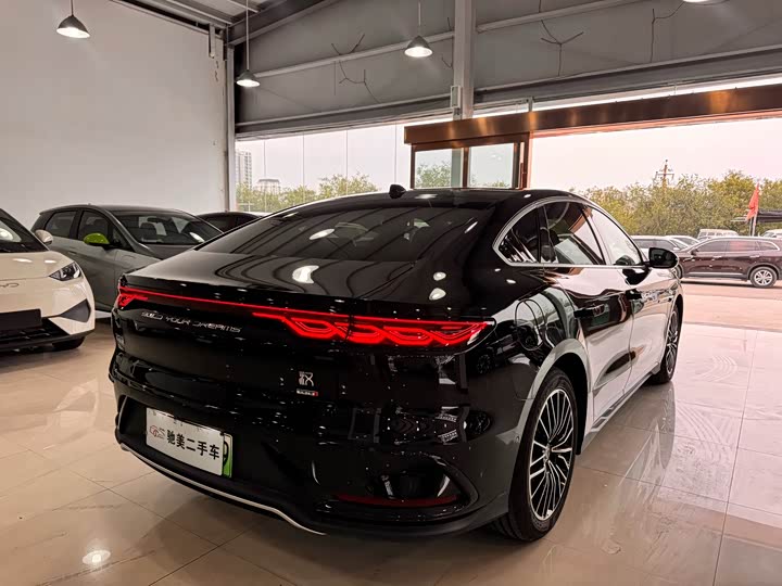 BYD Han 2025 2025款 DM-i 智驾版 125KM激光雷达旗舰型