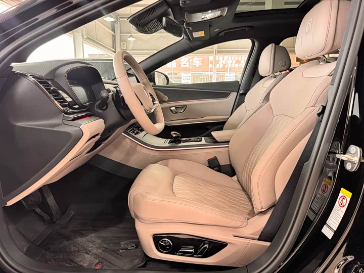 BYD Han 2025 2025款 DM-i 智驾版 125KM激光雷达旗舰型