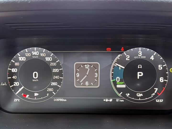 Land Rover Discovery Sport Hybrid 2024 2024款 1.5T P300e 插电式电动混合版