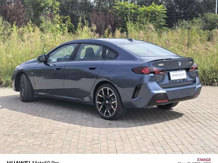 BMW 2 Series 2025 2025款 225L M运动曜夜套装