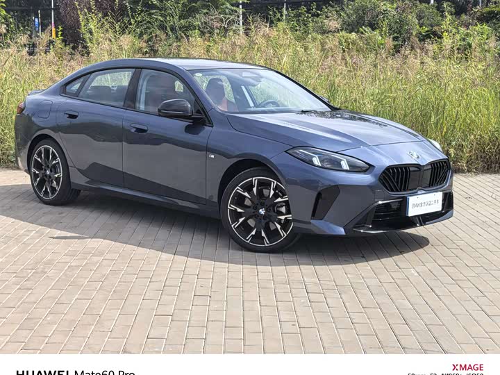 BMW 2 Series 2025 2025款 225L M运动曜夜套装