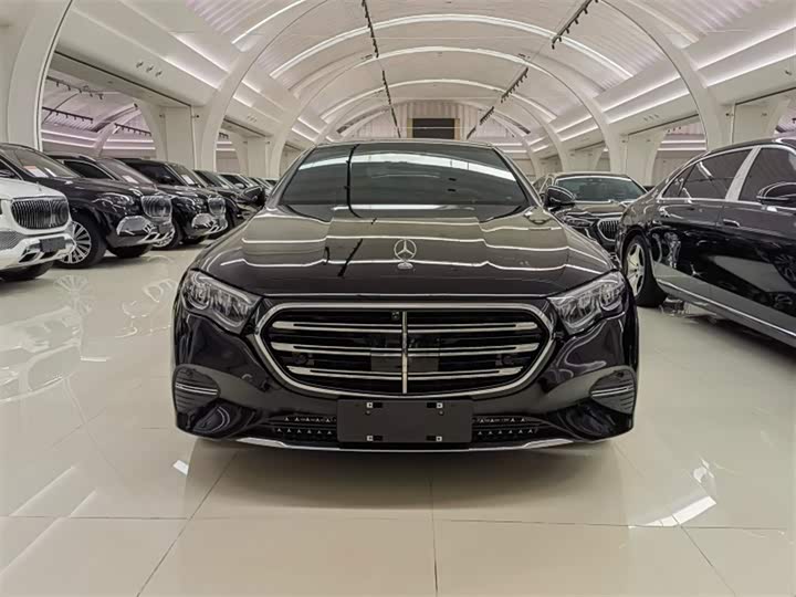 Mercedes-Benz E-Class 2025 2025款 E 300 L 豪华型