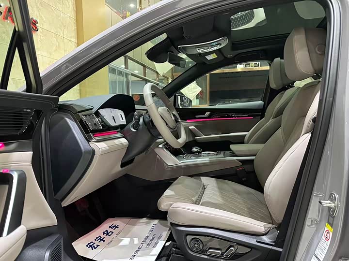 2025 BYD Tang Hybrid/EV