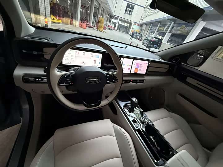 Geely Icon 2023 2023款 1.5TD 巧克力醇巧版