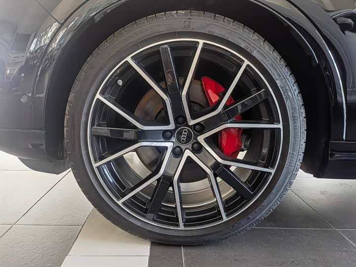 Audi Q7 2025 2025款 55 TFSI quattro S line黑武士型