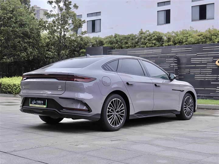 BYD Han 2025 2025款 DM-i 智驾版 125KM激光雷达旗舰型