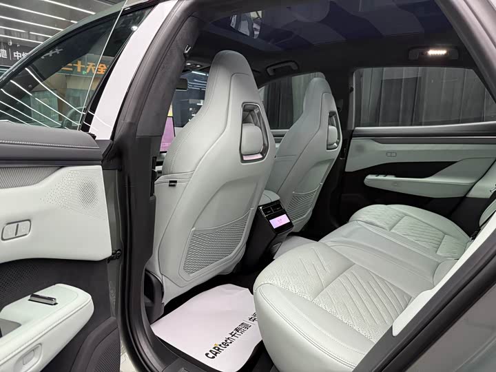 Zeekr 001 2025 2025款 YOU版 100kWh 四驱