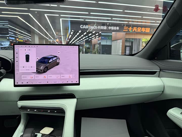 Zeekr 001 2025 2025款 YOU版 100kWh 四驱