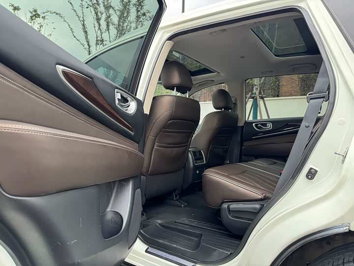 Infiniti QX60 2020 2020款 2.5 S/C Hybrid 两驱卓越版