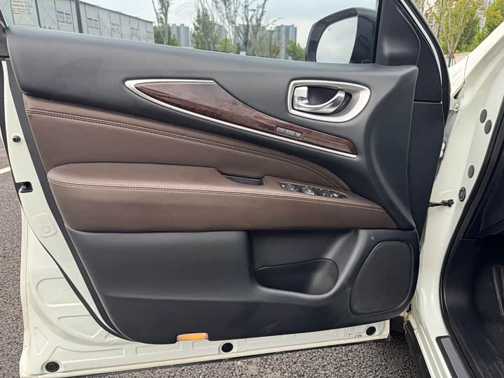 Infiniti QX60 2020 2020款 2.5 S/C Hybrid 两驱卓越版