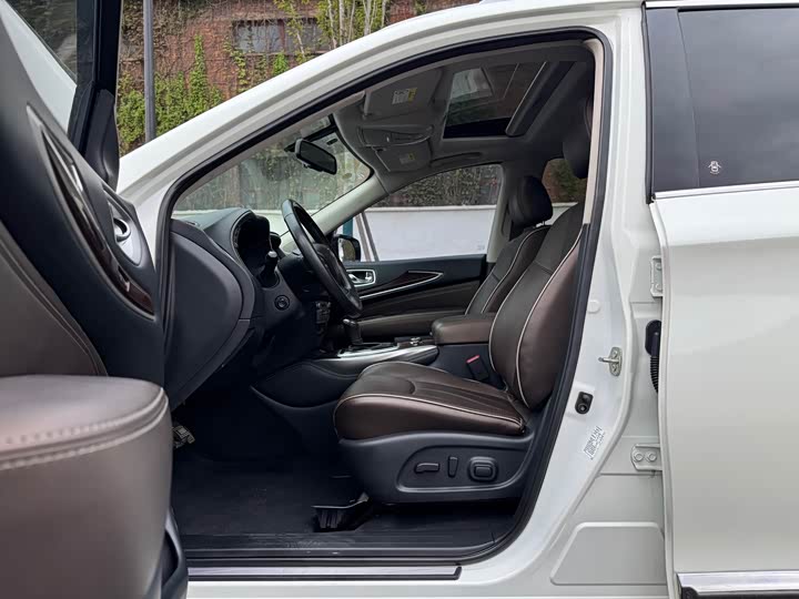 Infiniti QX60 2020 2020款 2.5 S/C Hybrid 两驱卓越版