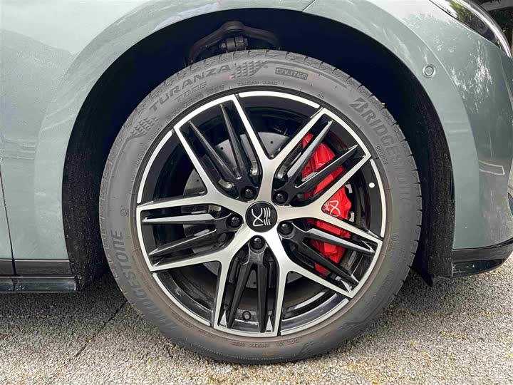 BYD Han L 2025 2025款 DM-p 四驱激光雷达旗舰型