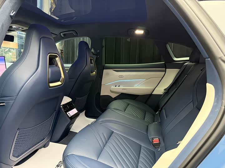 Zeekr 001 2025 2025款 YOU版 100kWh 四驱