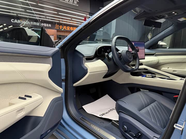 Zeekr 001 2025 2025款 YOU版 100kWh 四驱